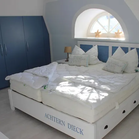 Achtern Diek Haus 3a 5 公寓